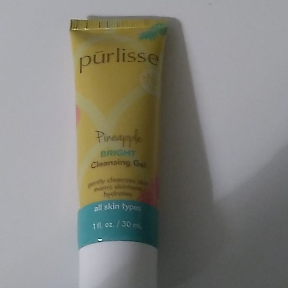 Purlisse Pineapple Bright Cleansing Gel